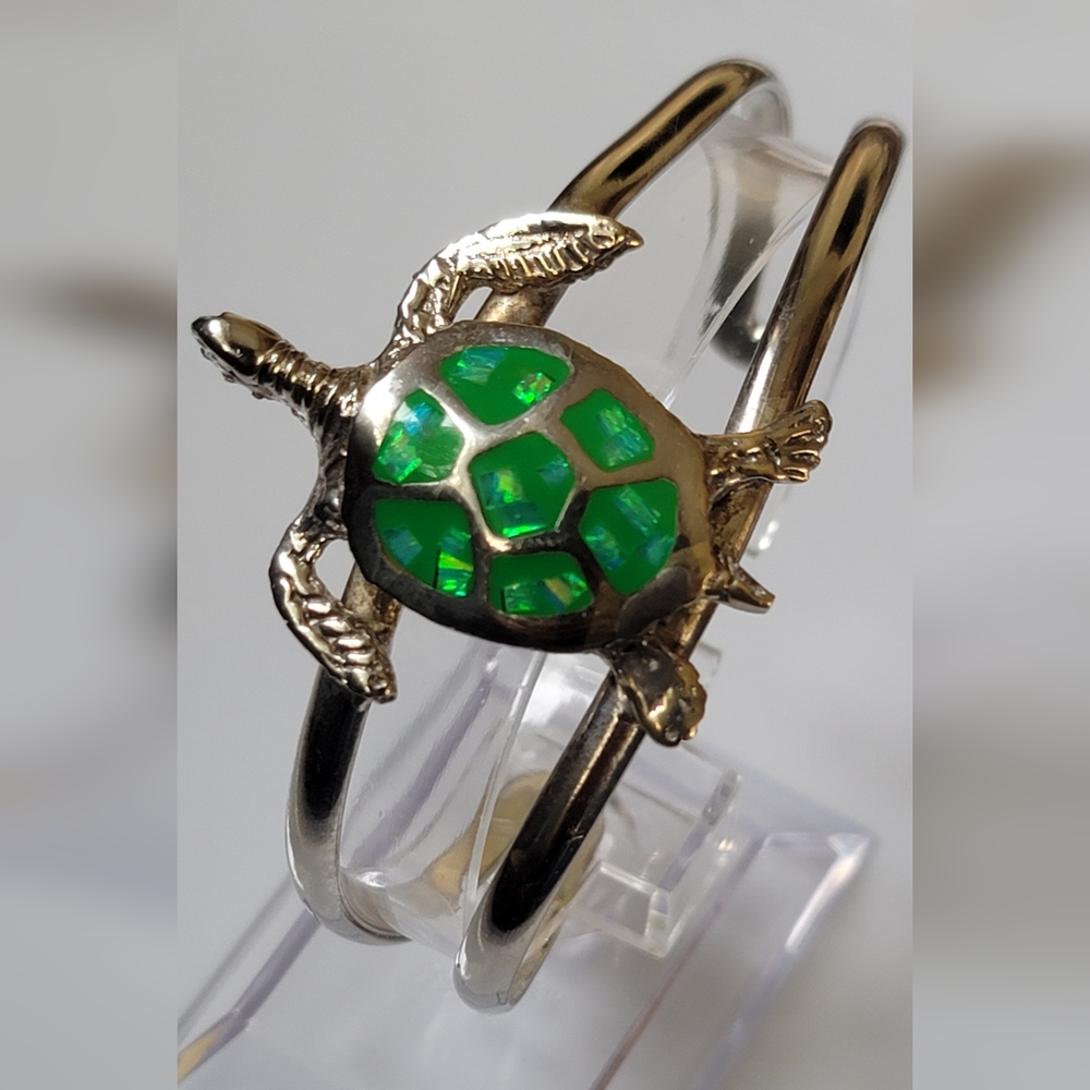 RARE Vintage Green Sea Turtle Mexico Silver Cuff Bracelet